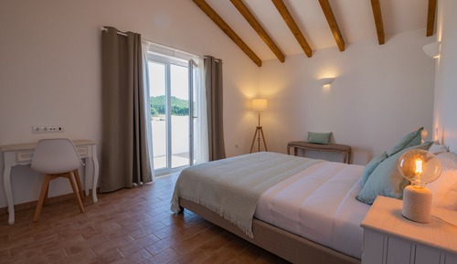 Family Room, Multiple Beds, Kitchenette, Pool View