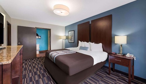 Suite, 1 Bedroom, Non Smoking (1 King Bed)