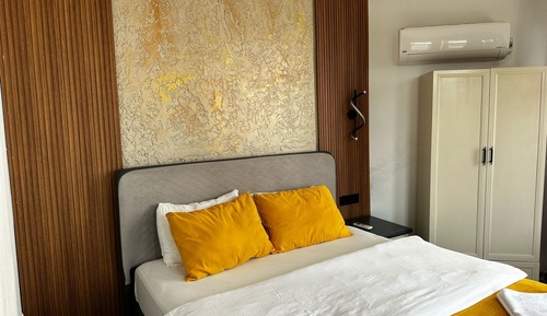 Classic Room, Courtyard View