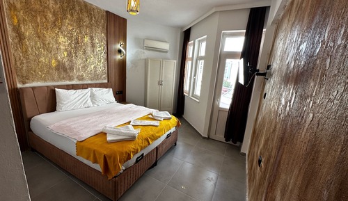 Basic Double Room