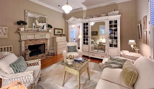 Deluxe Suite, 1 Queen Bed