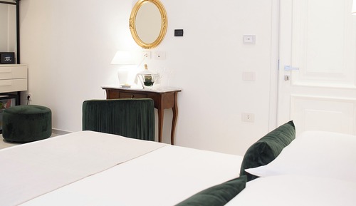Deluxe Garden View Room