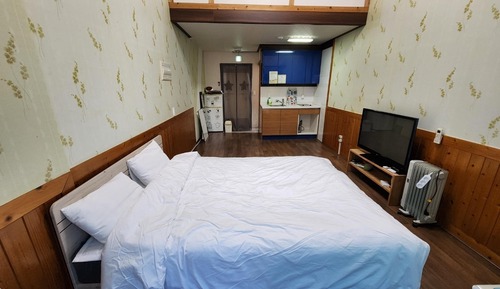 Basic Room, 1 Bedroom (bongseonhwa)