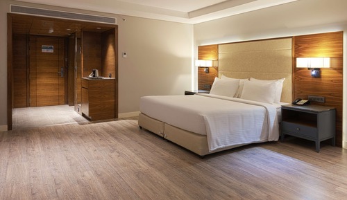 Executive Suite, Non Smoking