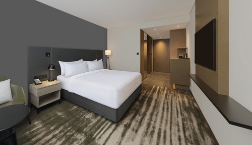 King Deluxe Room 4Pcs laundry, 1Plus1 Offer, 10Pct Discount on FNB