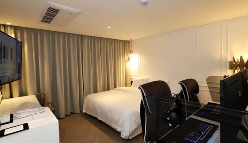 Room (Superior Double)
