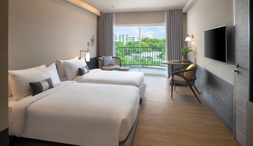 Luxury Ocean View - Twin Bed