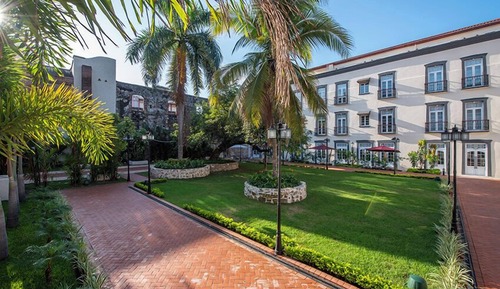 Room, 1 King Bed, Courtyard View