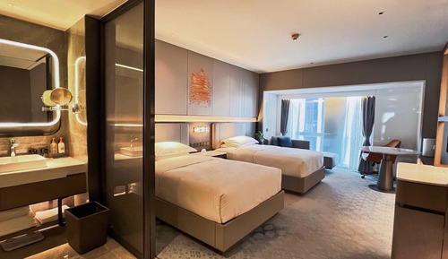 Standard Room, 2 Twin Beds, Accessible, Club Lounge Access