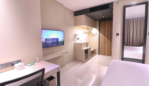 Deluxe Room, 1 King Bed