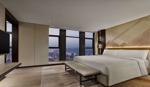 Deluxe Suite, 1 King Bed