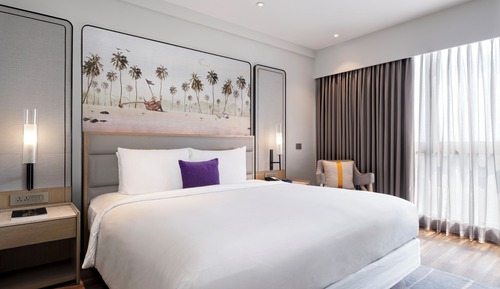 Superior Room, 1 King Bed