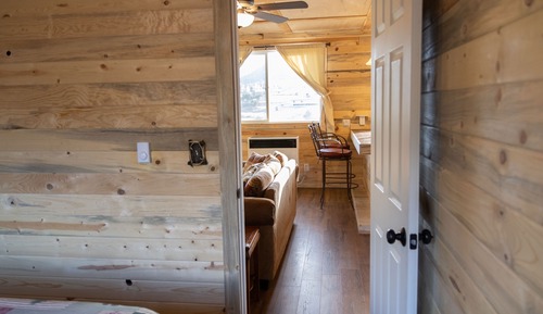 Cabin, Fireplace, Lake View
