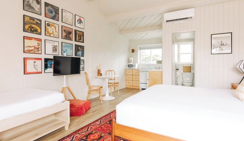 Deluxe Triple Room, Kitchen, Corner