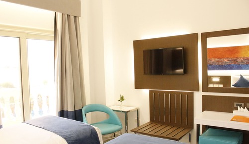 Superior Triple Room