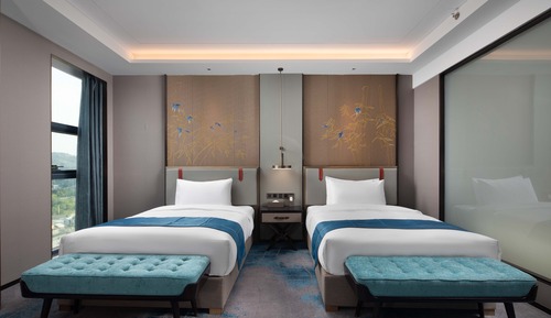 Deluxe Room, 2 Twin Beds, City View