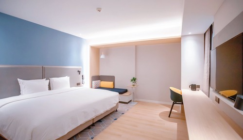 Standard Room, 1 Bedroom (Atrium View, Extra Floor Space)