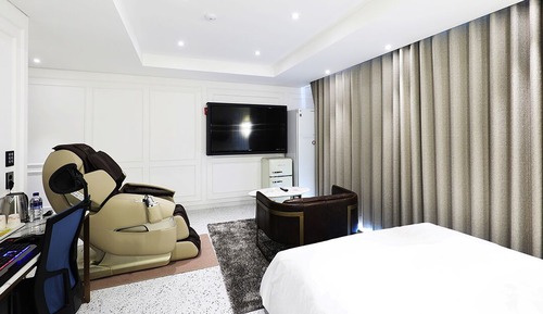 VIP room