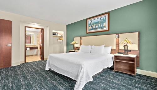 Suite, 1 King Bed