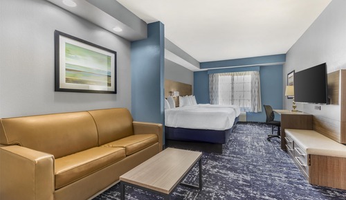 Suite, 2 Queen Beds, Non Smoking (with Sofabed)