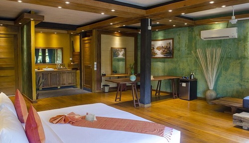 Premium Suite