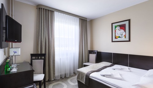 Standard Twin Room