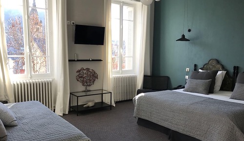 Spacious « Mexican » Room  2 or 3 persons