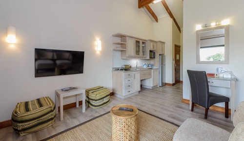 Studio Villa with Patio Wheelchair Friendly