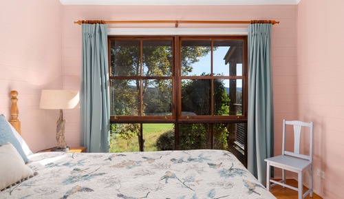 1BR Australian Country Cottage 