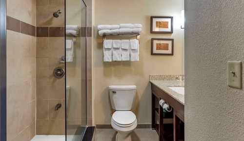 Suite, Non Smoking (2 Queen Beds, Efficiency)