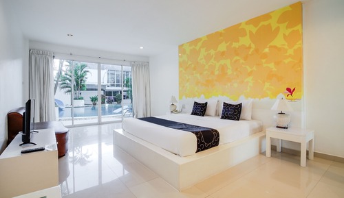 Superior Double Room, Pool Access