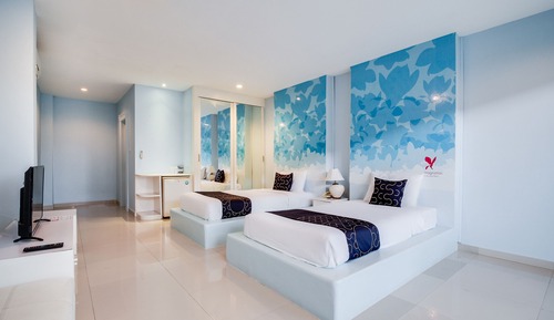 Superior Twin Room, Pool Access