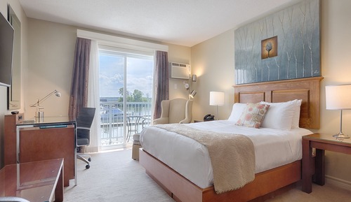 Superior Room, 1 Queen Bed