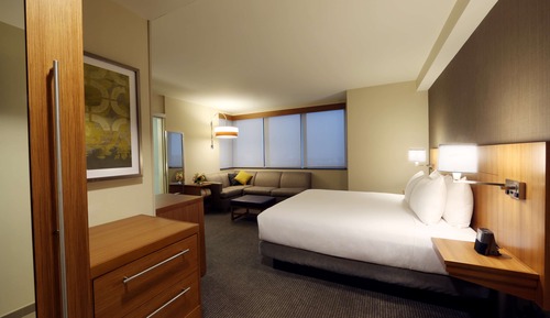 Room, 1 King Bed (High Floor)