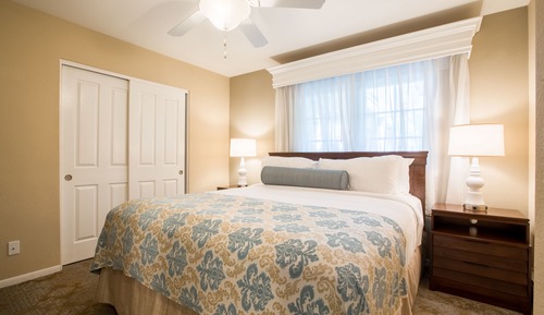 One Bedroom One Bath Condo, 1 King Bed with Sofabed, Kitchen