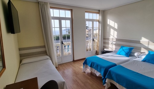 Triple Room