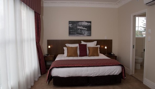 Premier Room 
