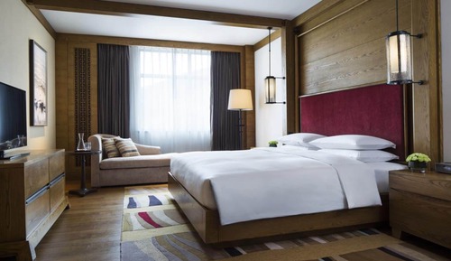 Club Room, 1 King Bed (Club Deluxe)
