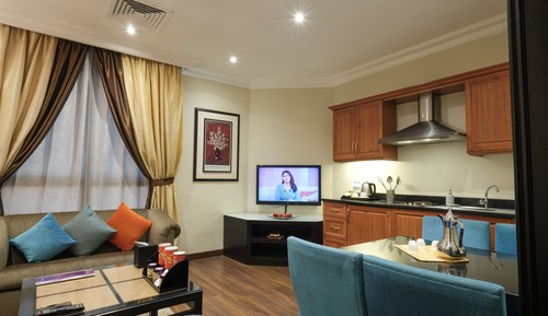 Suite, 2 Bedrooms (With 2 Bathrooms)