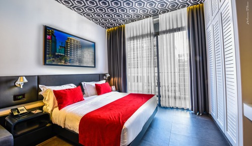 Premium King Room