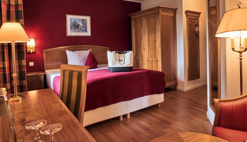 Junior Double Room, 1 Queen Bed