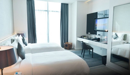 Club Twin Room