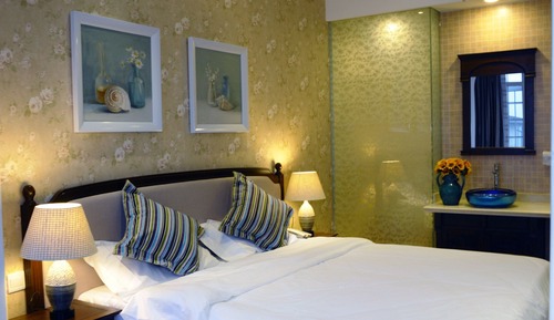 Holiday garden view room