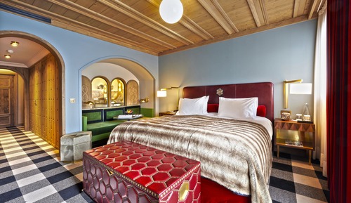 Prestige Room