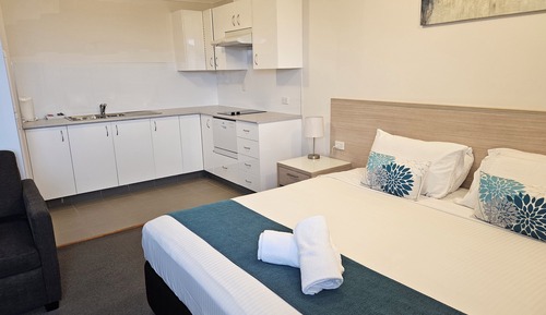 Studio Suite, 1 King Bed