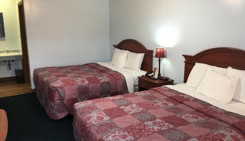 Standard Room, 2 Queen Beds, Non Smoking