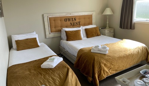 Queen & Single Room