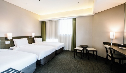 Triple Room