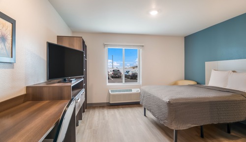 Standard Room, 1 Queen Bed, Non Smoking