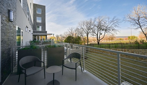 Room, 1 King Bed, Balcony